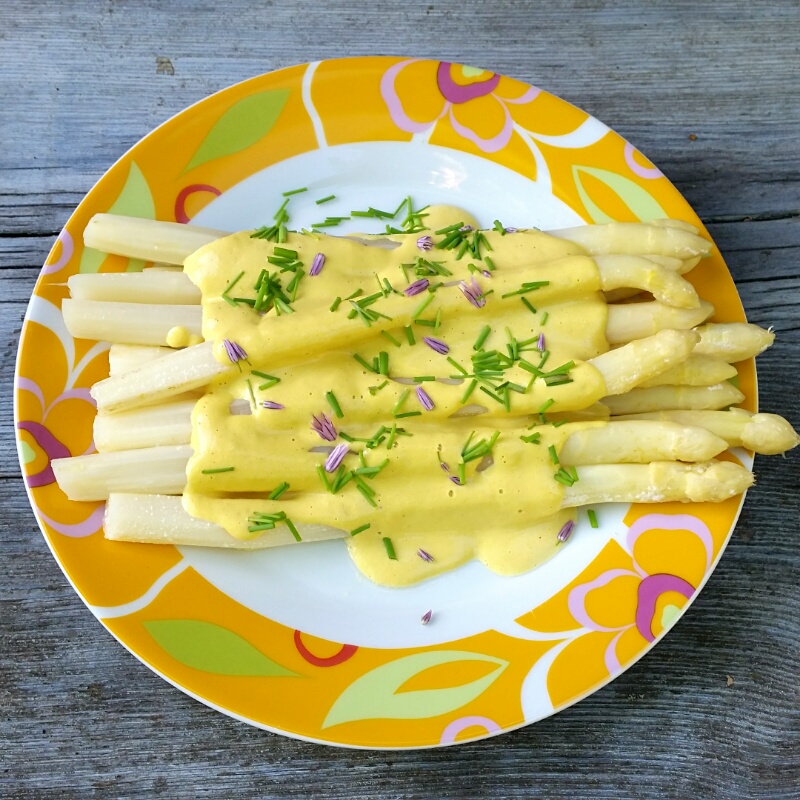 Spargel mit Sauce Hollandaise - san-4-art